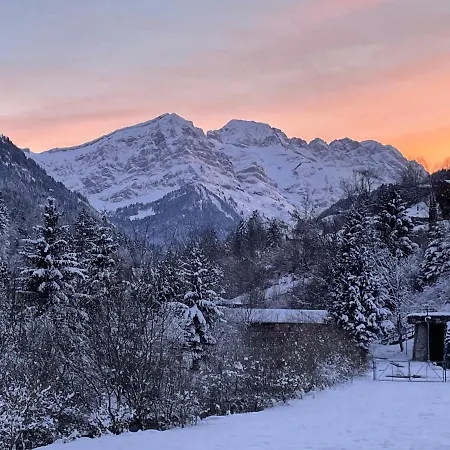 Mountain River Aparthotel 4*