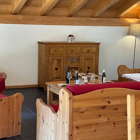 Mountain River Aparthotel 4*