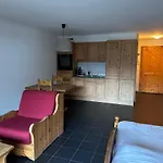 Aparthotel Mountain River 4*