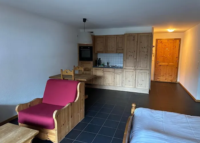 Aparthotel Mountain River 4*